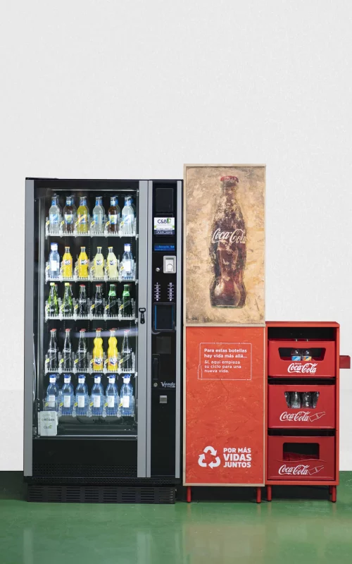 FOTO PROYECTO maquina bebidas con fondo (1)